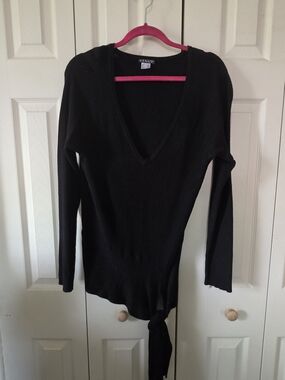 VENUS Black Ribbed V-Neck Tie-Waist Knit Sweater